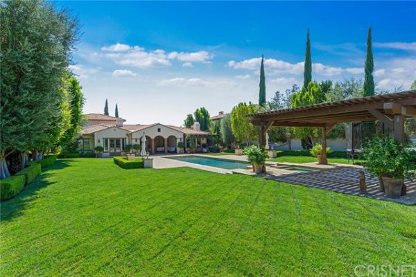 25473 PRADO DE LAS CALABAZAS, Calabasas CA: 