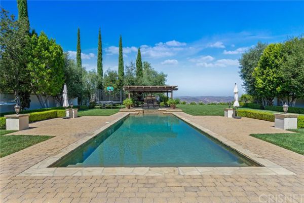 25473 PRADO DE LAS CALABAZAS, Calabasas CA: 