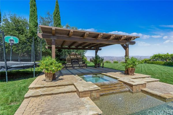 25473 PRADO DE LAS CALABAZAS, Calabasas CA: 