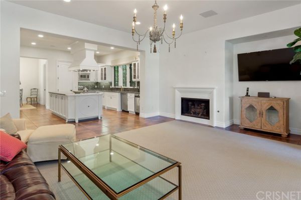25473 PRADO DE LAS CALABAZAS, Calabasas CA: 