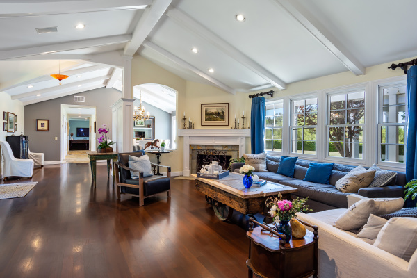 6007 Clear Valley Road, Hidden Hills CA: 