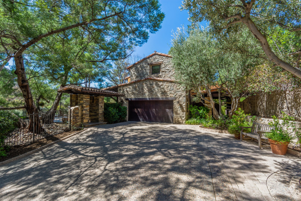 31145 Lobo Vista Road, Agoura Hills CA: 