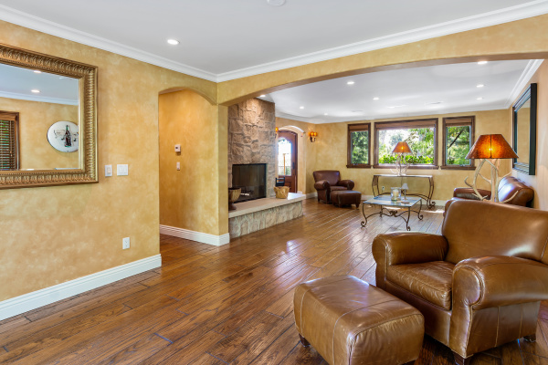 31145 Lobo Vista Road, Agoura Hills CA: 