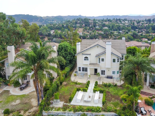 22557 Uhea Road, Woodland Hills CA: 