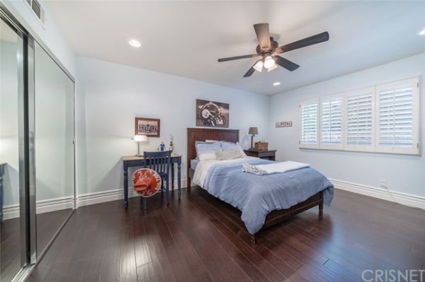 23219 Canzonet Street, Woodland Hills CA: 