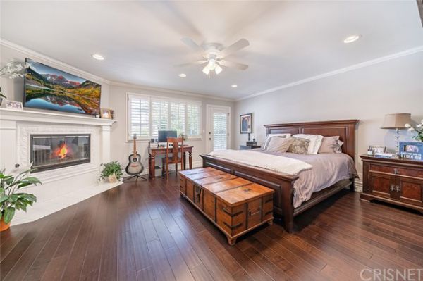 23219 Canzonet Street, Woodland Hills CA: 