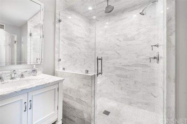 23219 Canzonet Street, Woodland Hills CA: 