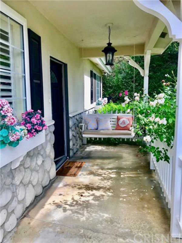 23219 Canzonet Street, Woodland Hills CA: 