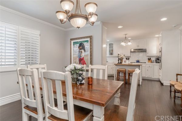 23219 Canzonet Street, Woodland Hills CA: 