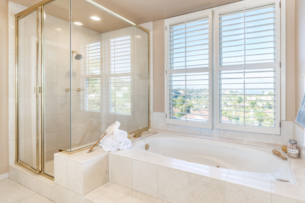 3442 Malaga Court, Calabasas CA: 