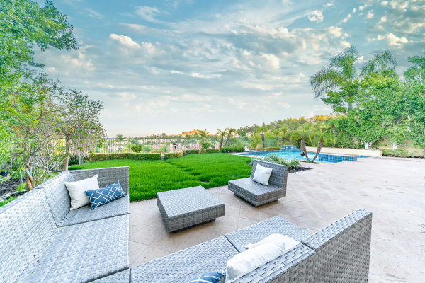 3442 Malaga Court, Calabasas CA: 