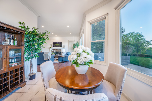 3442 Malaga Court, Calabasas CA: 
