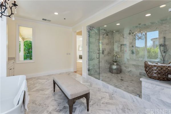 3374 Country Home Court, Thousand Oaks CA: 