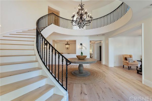 3374 Country Home Court, Thousand Oaks CA: 