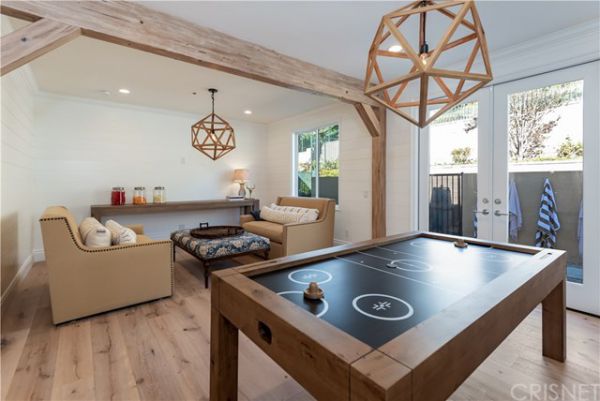 3374 Country Home Court, Thousand Oaks CA: 