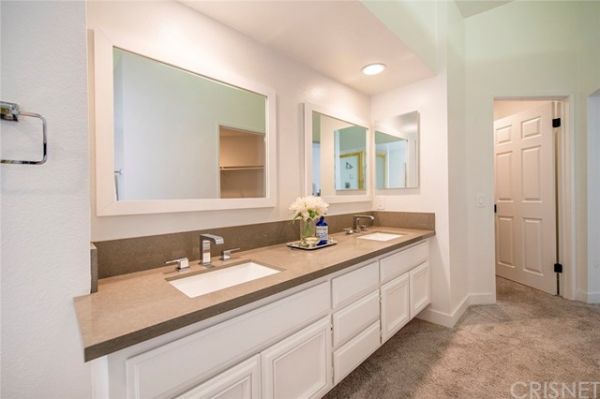 24517 Via Esquina, Calabasas CA: 