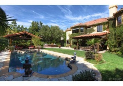 25616 Queenscliff Court, Calabasas CA: 