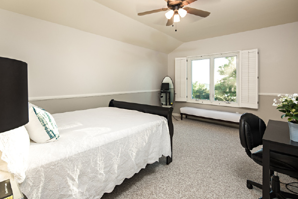 24021 Alder Place, Calabasas CA: 