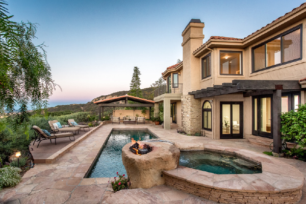 24021 Alder Place, Calabasas CA: 
