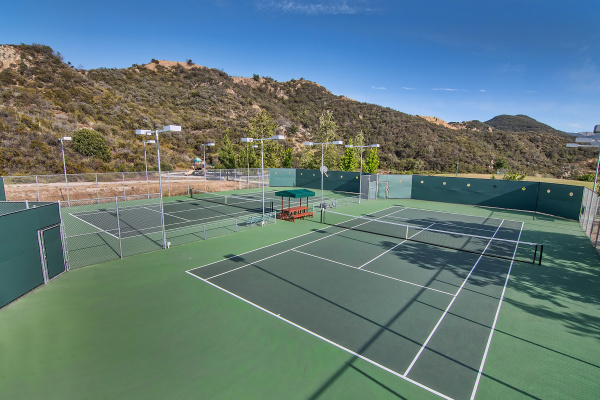 24021 Alder Place, Calabasas CA: 
