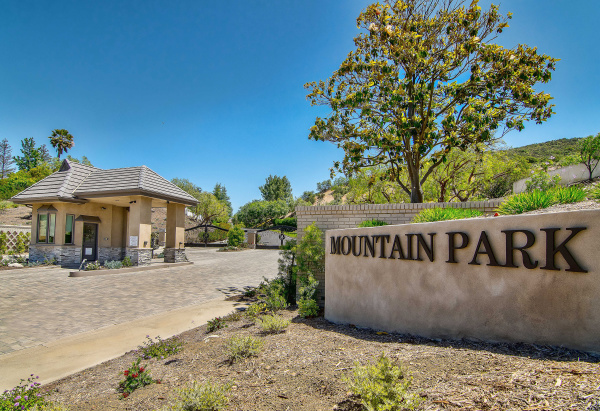 24021 Alder Place, Calabasas CA: 