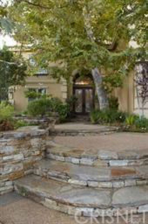 24948 Lorenzo Court, Calabasas CA: 