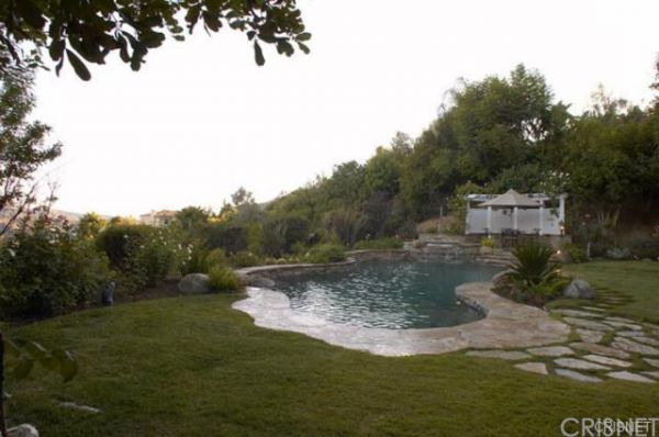 24948 Lorenzo Court, Calabasas CA: 