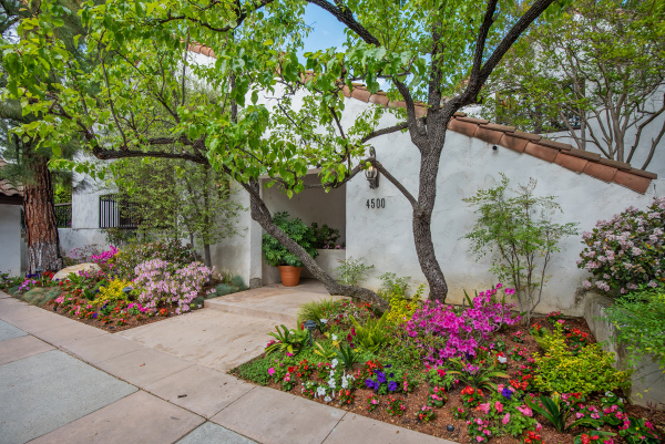 4500 Park Monaco, Calabasas CA: 