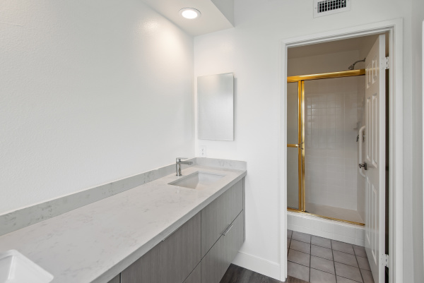 24729 Calle Serranona, Calabasas CA: 