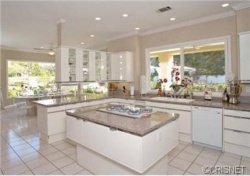 5406 Collingwood Circle, Calabasas CA: 