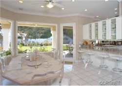 5406 Collingwood Circle, Calabasas CA: 