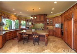 5512 VILLAWOOD Circle, Calabasas CA: 