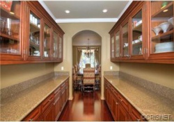 5512 VILLAWOOD Circle, Calabasas CA: 