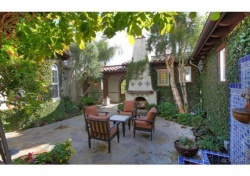 5941 Normandy Drive, Calabasas CA: 