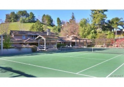 5546 Jed Smith Road, Hidden Hills CA: 